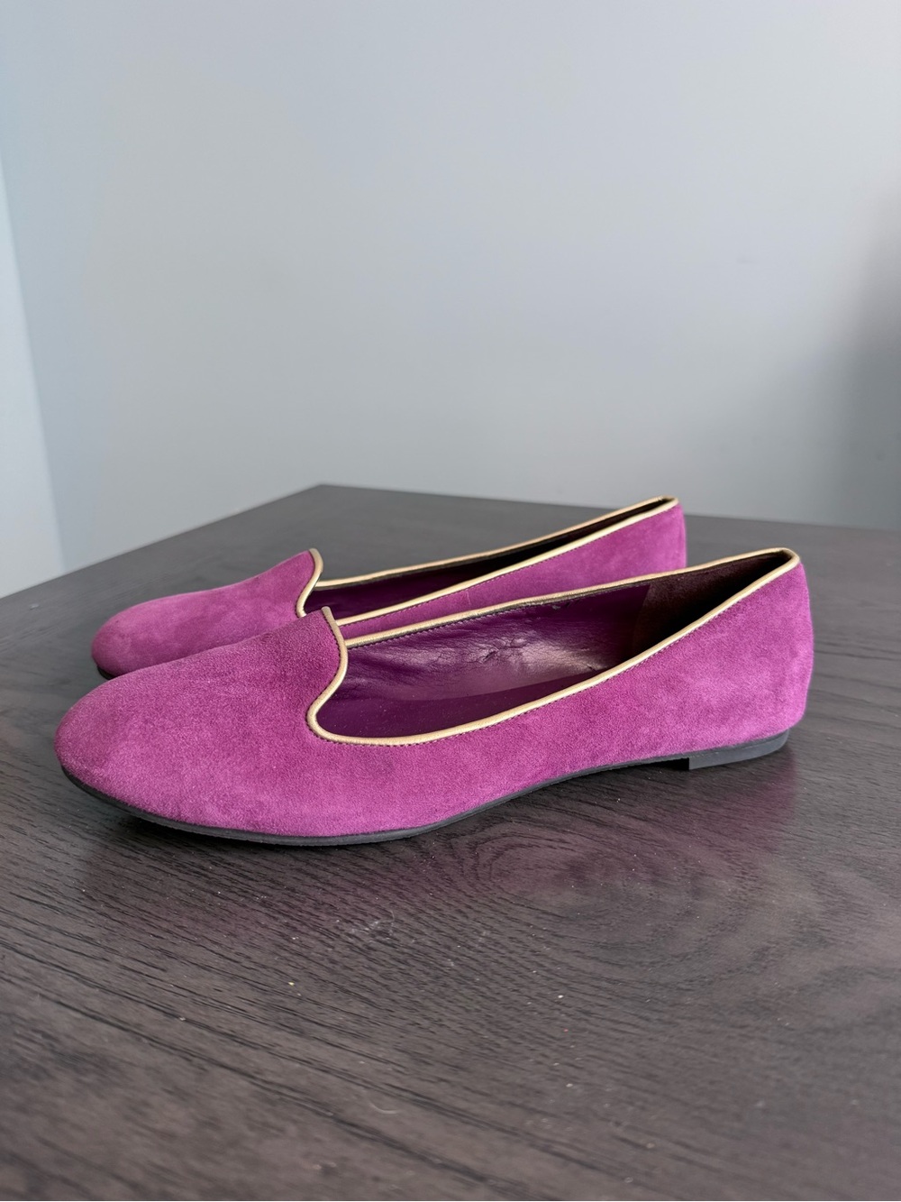 Cole Haan Fuchsia Suede Smoking Slipper Loafers Gold Trim Women’s 10B